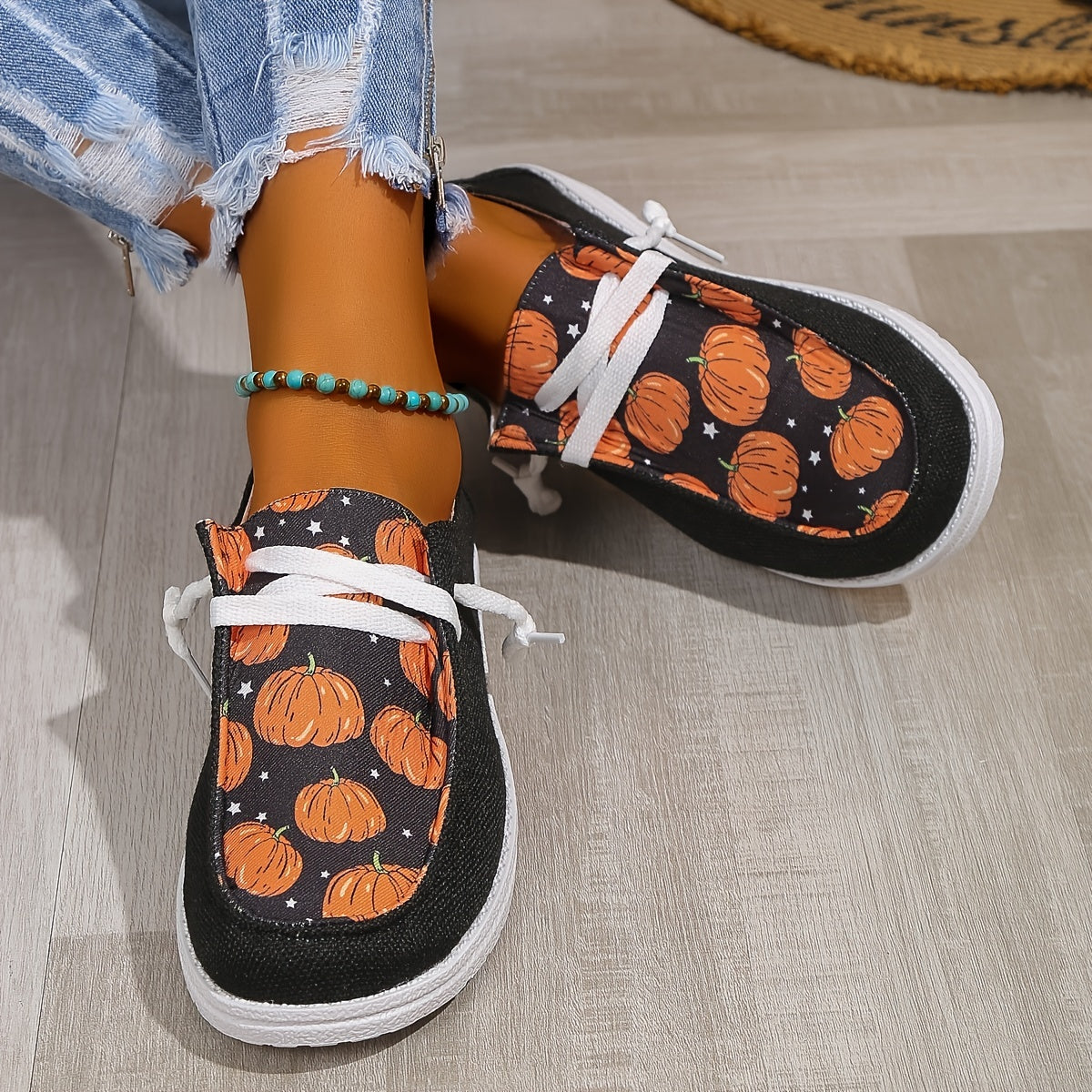 Women's Pumpkin Print Canvas Shoes, Halloween Round Toe Low Top Flats, Lightweight Slip On Loafers